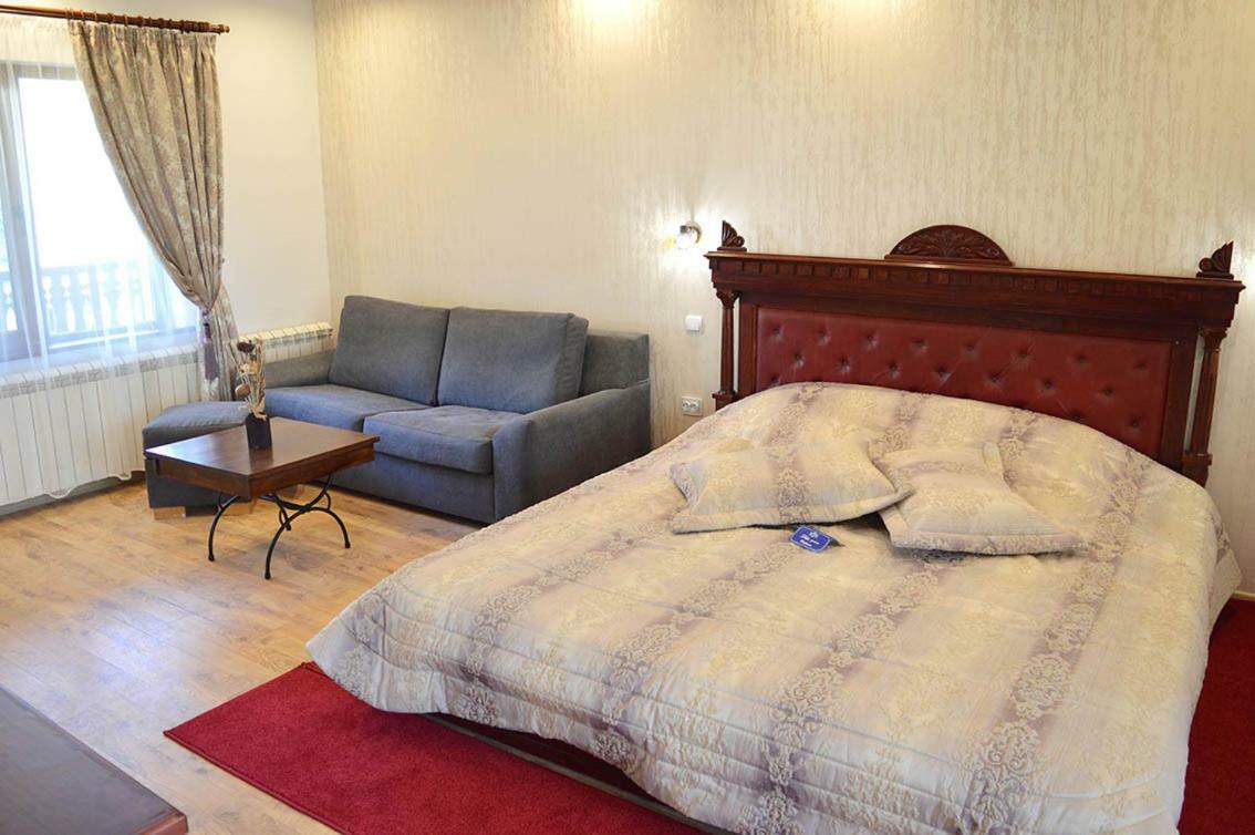 Arbanasi Deluxe Villa ภายนอก รูปภาพ